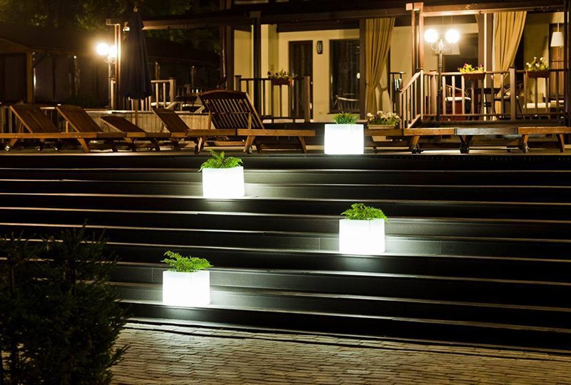 15 Glow In The Dark Furniture Which Illuminate Your Events