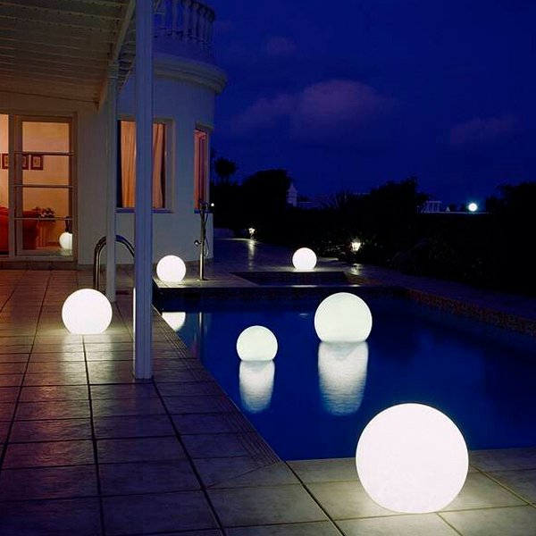 glow-balls-for-pool-3