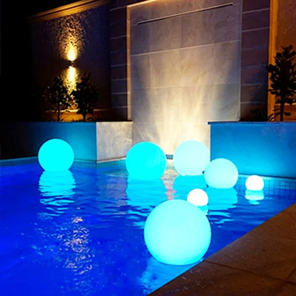 glowballs-voor-zwembad-5-600x600