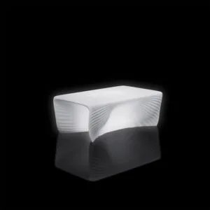Tavolino luminoso a LED con mobili in plastica ondulata Colorfuldeco