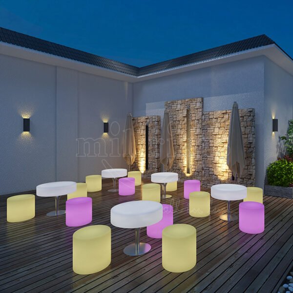 Elevate Outdoor Ambiance with a Chic, Illuminated Table