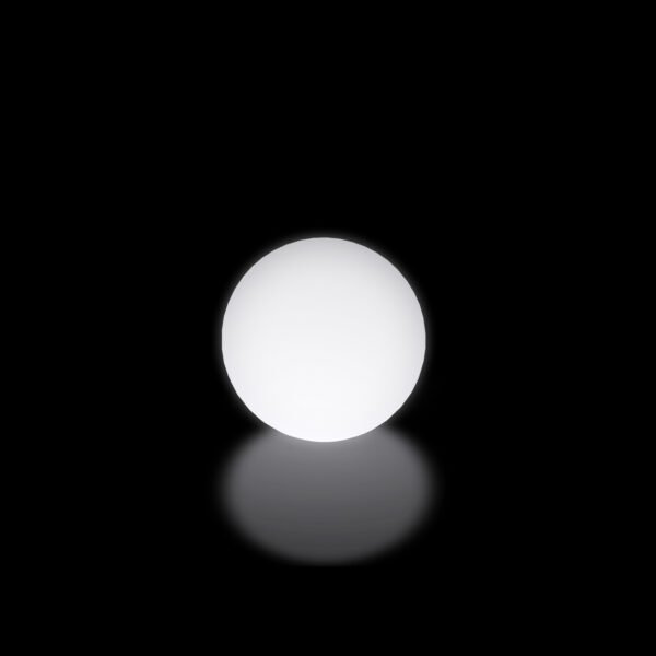 glow in the dark ball 20 cm