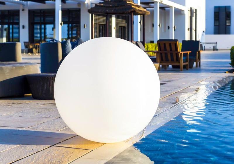 led ball light for hotel pool
