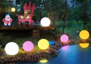 Le bolle luminose per la piscina ti permettono di giocare senza preoccupazioni