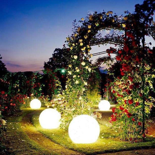 outdoor garden solar power glow balls