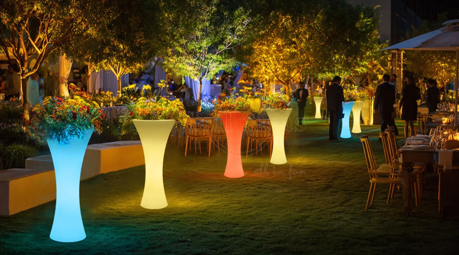 Enhance Your Outdoor Event with Hyperboloid Lighted Flower Pots