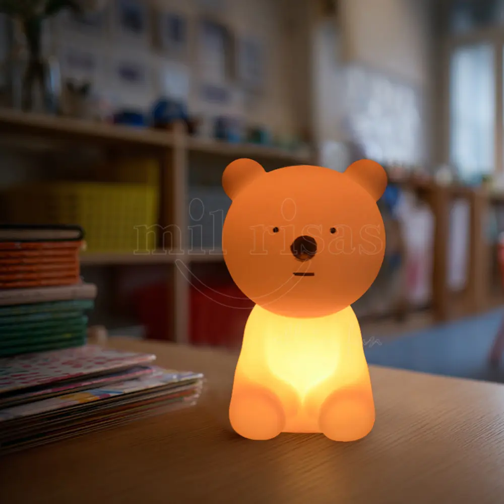 Breng warmte en plezier in uw kleuterschool met een beren tafellamp