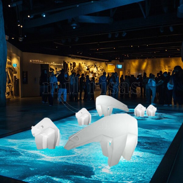 LED Polar Bear Geometry Animal Shaped Christmas Lights - Image 4