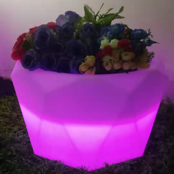 Garden flower pots with LED