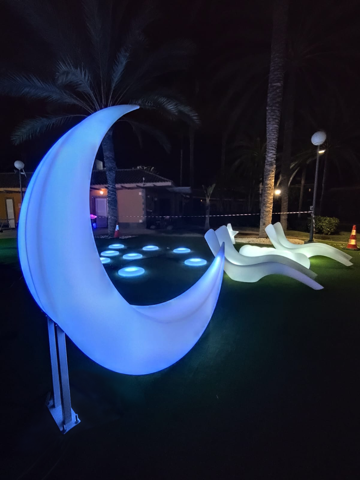 Spanish resort customers' real picture feedback on Outdoor LED Glow Moon Floor Light decor