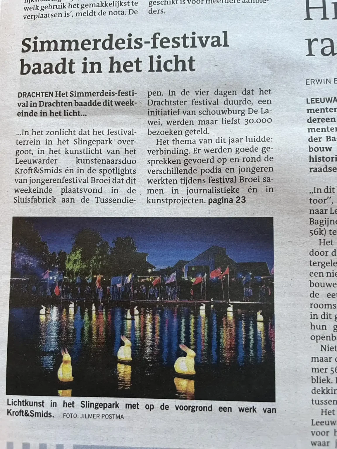 Leeuwarder Courant's Coverage of Simmerdeis Festival, Highlighting Festival Glowing Rabbit Installations as the Core Art Visual