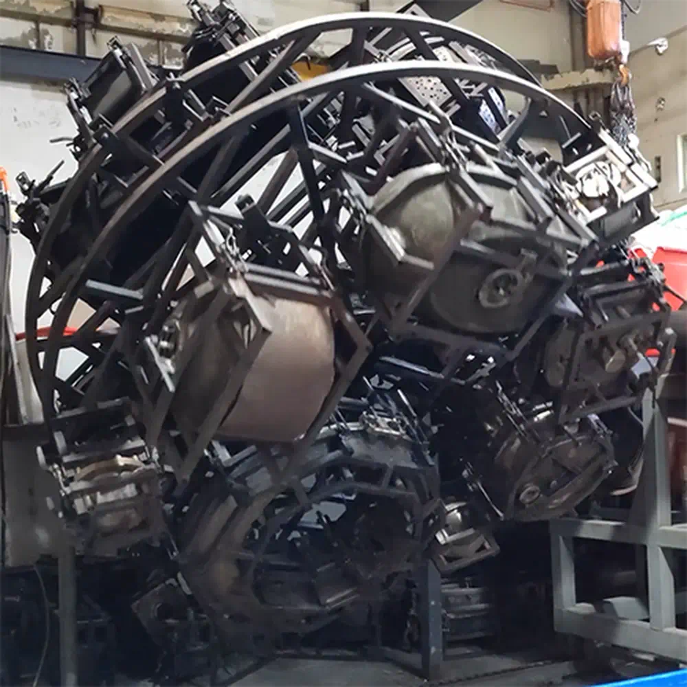 Multi-Mold Arm Setup for Simultaneous Biaxial Rotation and Uniform Heat Fusion